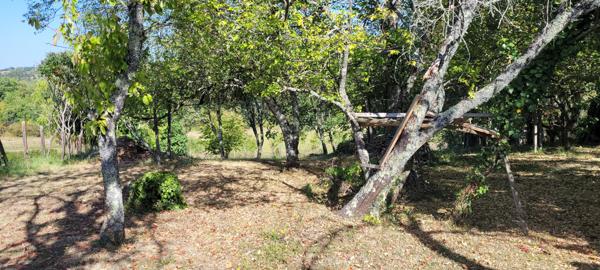 Saint-Pardoux-de-Drône (24600) Maison de 100 m² ,3 chambres ,secteur calme,terrain de 1700 m²,10 minutes de Riberac,25 minutes de Perigueux.
