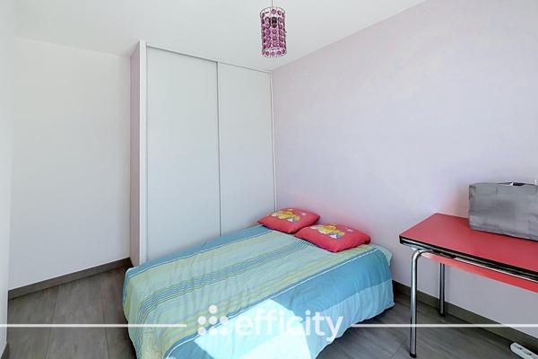Appartement
         4 pièces
        - 79 m² Exclusivité 269 900 € *