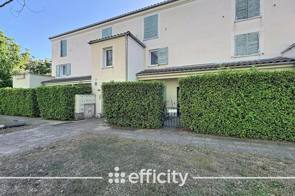 Appartement
         4 pièces
        - 79 m² Exclusivité 269 900 € *