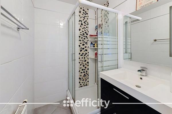 Appartement
         4 pièces
        - 79 m² Exclusivité 269 900 € *