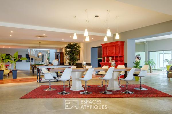 Loft hors normes avec piscine intérieure et appartement autonome