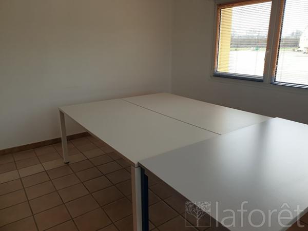 Location bureau Sevenans - 3 pièce(s) - 70 m² - 750 € par mois