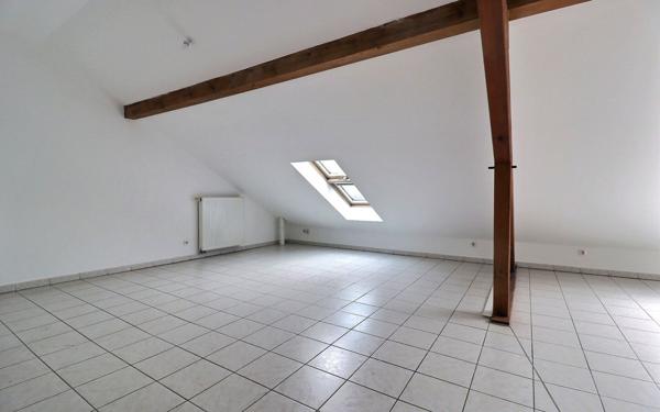 Appartement à vendre    2 pièces • 40 m2 Creutzwald