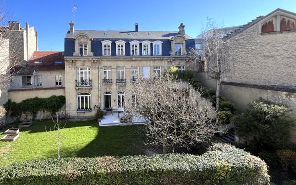 Appartement à vendre    4 pièces • 124,84 m2 Reims