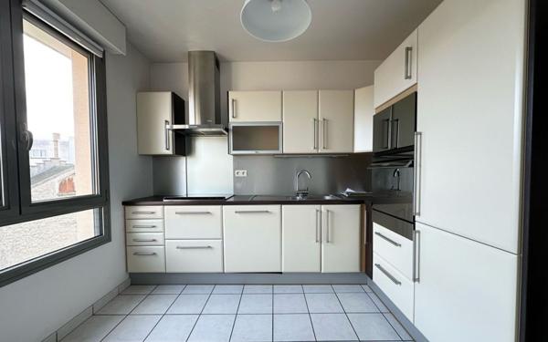 Appartement à vendre    4 pièces • 124,84 m2 Reims