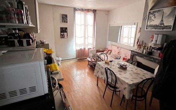Immeuble à vendre    2 pièces •  Lizy-sur-Ourcq