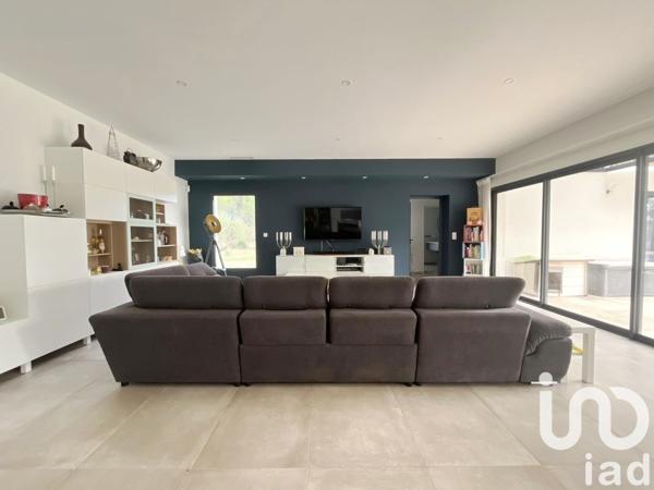 Maison à vendre 6 pièces 173 m² Sallèles-d'Aude