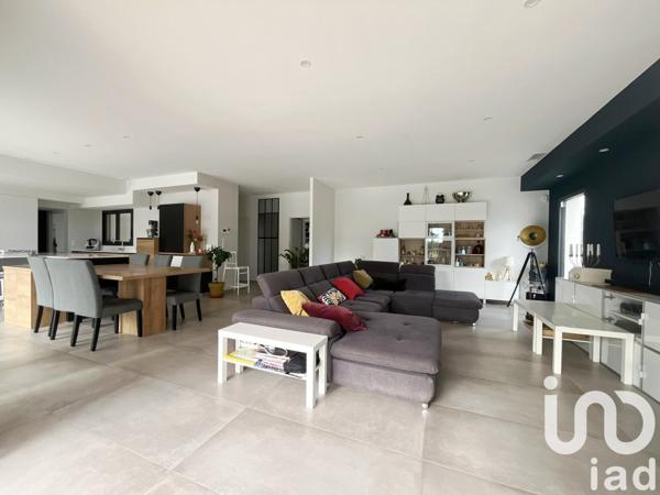 Maison à vendre 6 pièces 173 m² Sallèles-d'Aude