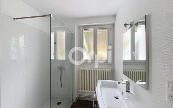 Appartement à louer    3 pièces •  Coulounieix-Chamiers