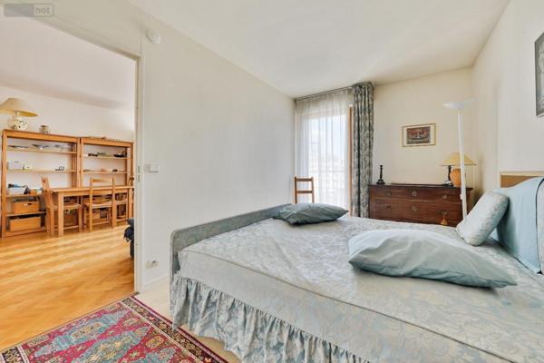 Appartement à vendre à Paris 20e arrondissement à Paris (75020), ref : 2 PIECES VILLA NYMPHEAS   
SAINT FARGEAU