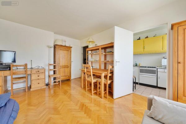 Appartement à vendre à Paris 20e arrondissement à Paris (75020), ref : 2 PIECES VILLA NYMPHEAS   
SAINT FARGEAU