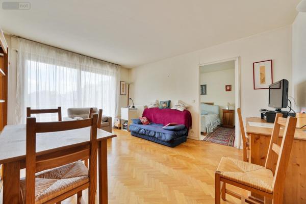 Appartement à vendre à Paris 20e arrondissement à Paris (75020), ref : 2 PIECES VILLA NYMPHEAS   
SAINT FARGEAU