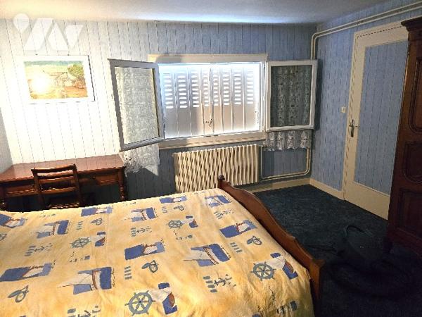 Maison élevée sur sous sol de 154 m² sur terrain de 2281 m².