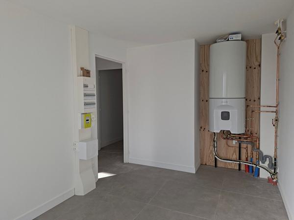 Maison neuve - 2.5KM de la plage