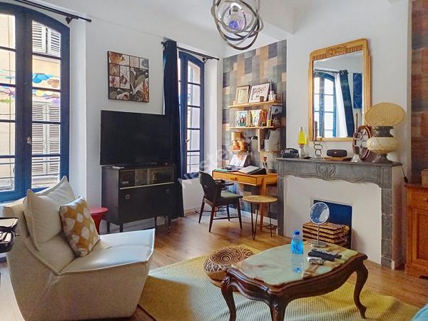 Appartement 2 pièces 50 m2 - Toulon centre historique rue Sémard