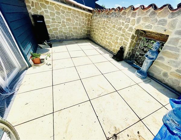 Maison en pierre de 115 m²