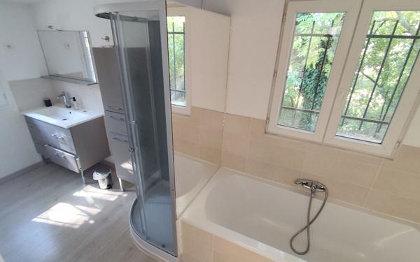 Maison à vendre    4 pièces •  Villeneuve-lès-Avignon