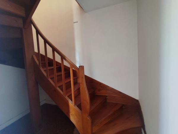 Propriete  7 pièce(s)  4 chambre(s)  150 m²