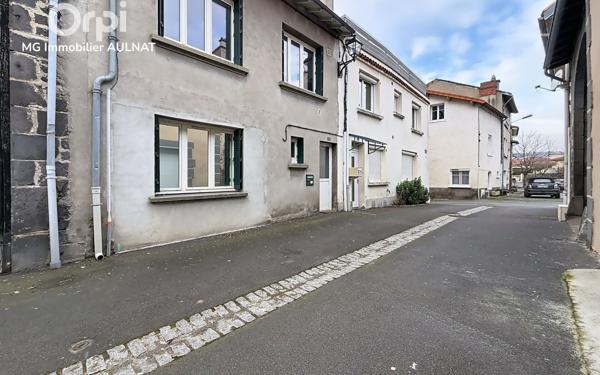 Maison à vendre    4 pièces • 94 m2 Mozac