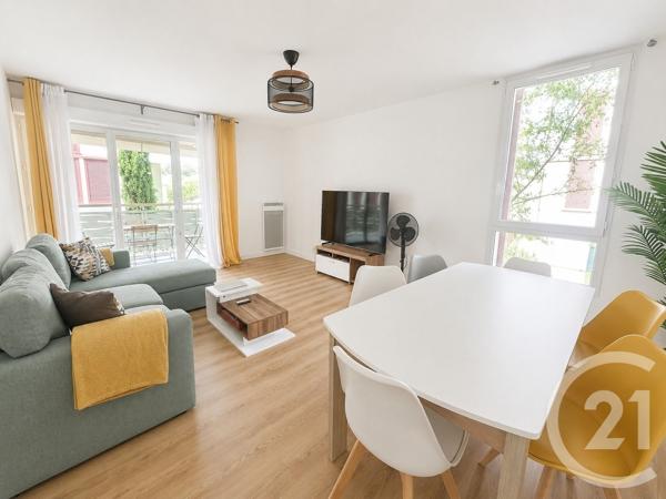 Appartement T4 à vendre  4 pièces - 86 m 2   BRUGES  - 33