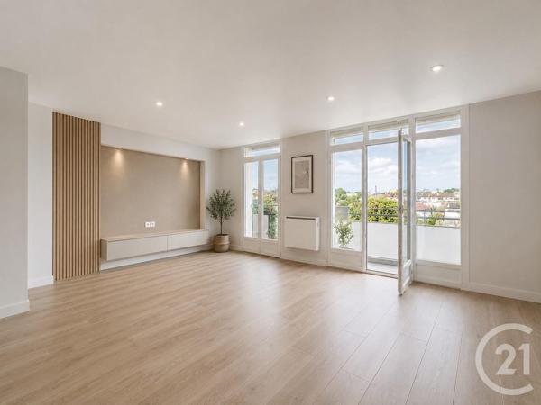 Appartement T4 à vendre  4 pièces - 86 m 2   BRUGES  - 33