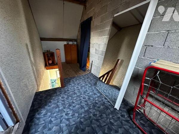 Maison à Vendre à Villeneuve-sur-Yonne (89500) en Yonne (89)

Cette maison de 135 m² habitabl...