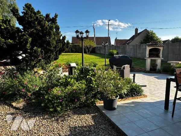 Maison à Vendre à Villeneuve-sur-Yonne (89500) en Yonne (89)

Cette maison de 135 m² habitabl...