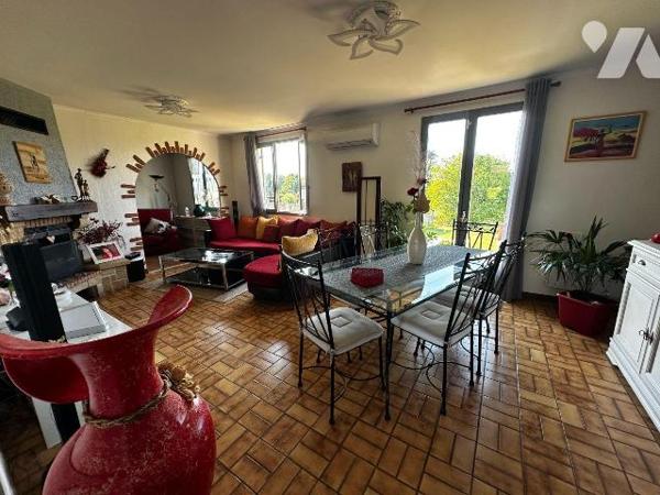 Maison à Vendre à Villeneuve-sur-Yonne (89500) en Yonne (89)

Cette maison de 135 m² habitabl...