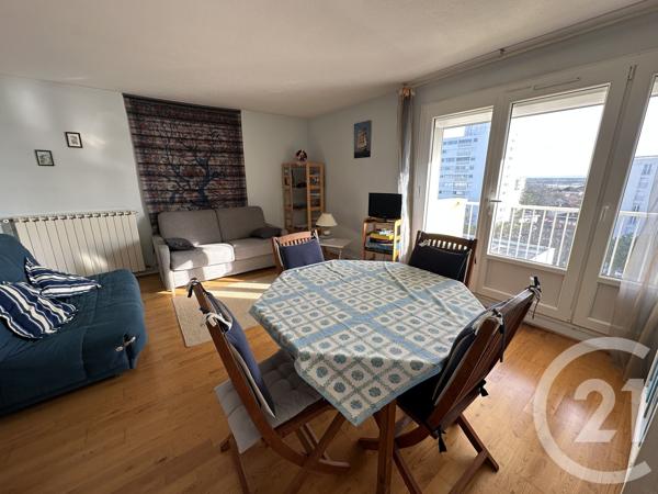 Appartement F3 à vendre  3 pièces - 61,74 m 2   ROYAN  - 17