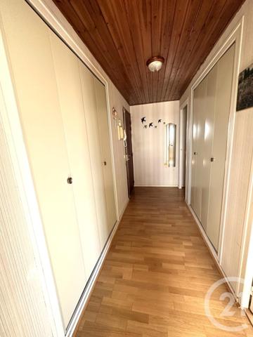 Appartement F3 à vendre  3 pièces - 61,74 m 2   ROYAN  - 17