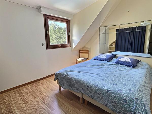 Villa 5 chambres, piscine et sauna, garage 2 voitures