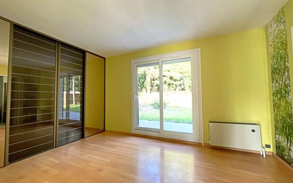 Maison à vendre    6 pièces • 137,30 m2 Bures-sur-Yvette