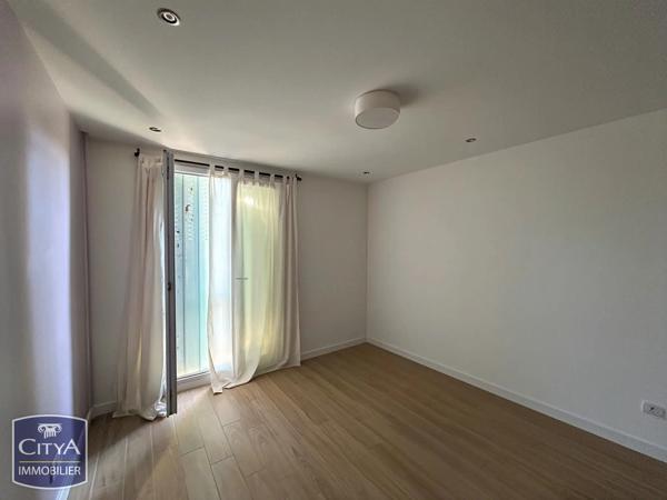 Appartement à vendre 4 pièces 72m² Sorgues (84700)