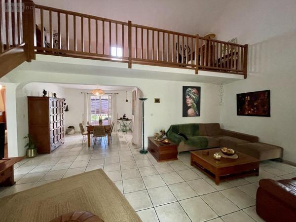 Maison à vendre à Saint-Leu à la Réunion (97424), ref : 97409-269