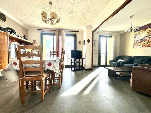 T4 avec balcon vue mer et loggia Marseille 13015