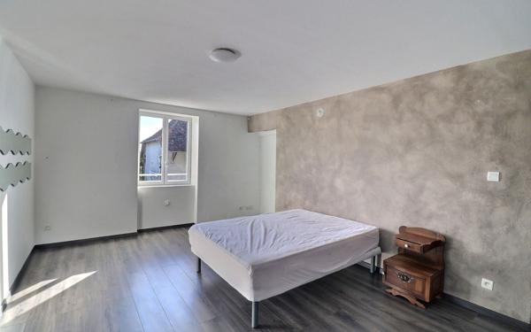 Maison à louer    3 pièces •  Les Avenières