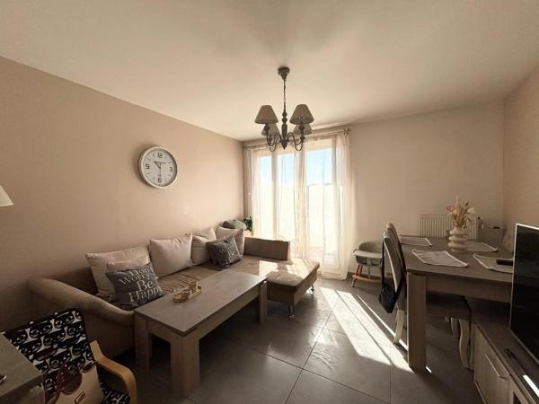 Appartement à louer 3 pièces 54.51m² Montbéliard (25200)
