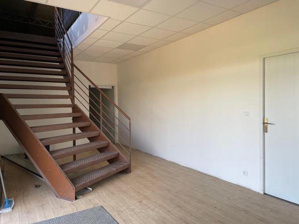 Notre-Dame-d'Allençon (49380) A louer bureaux Angers sud Notre Dame d'Alençon