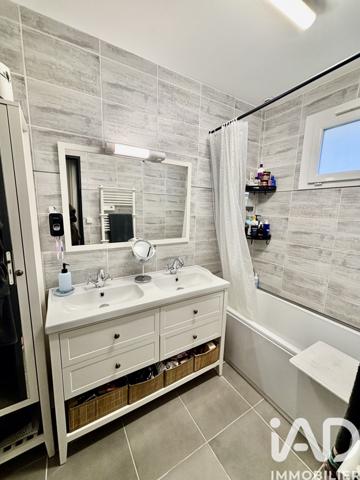 Maison à vendre 4 pièces 102 m² Saint-Quentin-de-Baron