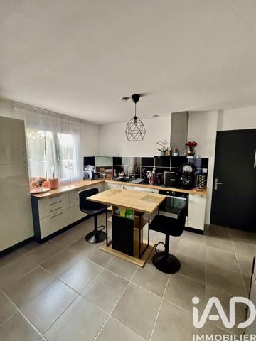 Maison à vendre 4 pièces 102 m² Saint-Quentin-de-Baron