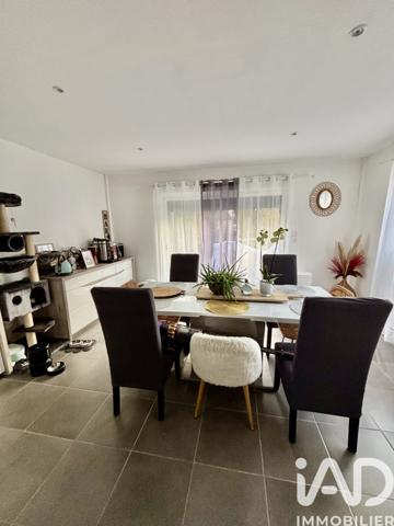 Maison à vendre 4 pièces 102 m² Saint-Quentin-de-Baron