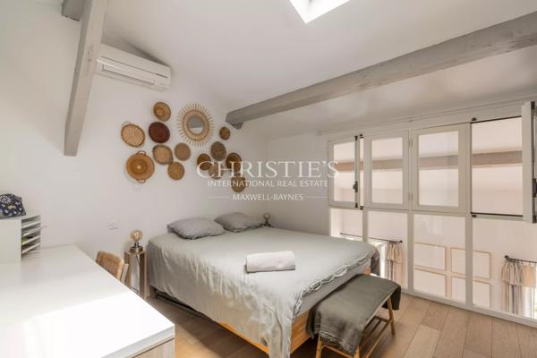 Très bel appartement – Quartier Saint-Seurin Bordeaux – 3 chambres – Garage possible