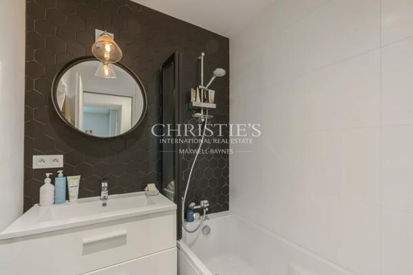 Très bel appartement – Quartier Saint-Seurin Bordeaux – 3 chambres – Garage possible