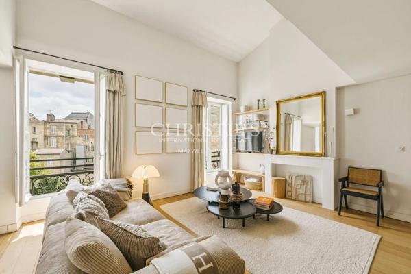 Très bel appartement – Quartier Saint-Seurin Bordeaux – 3 chambres – Garage possible
