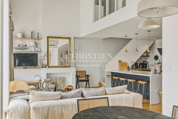 Très bel appartement – Quartier Saint-Seurin Bordeaux – 3 chambres – Garage possible