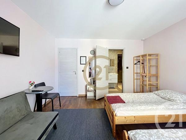 Immeuble à vendre  318 m 2   LURE  - 70