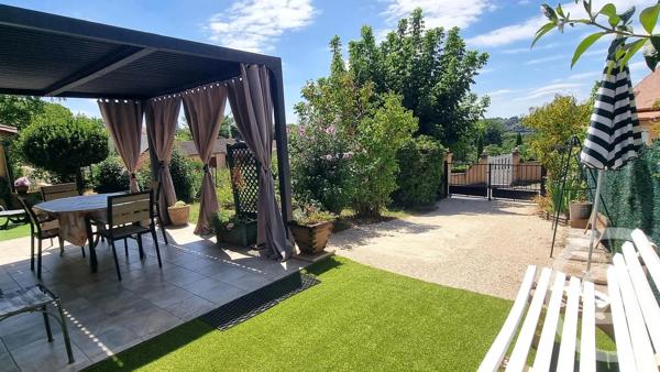 Maison à vendre  3 pièces - 64,78 m 2   SARLAT LA CANEDA  - 24