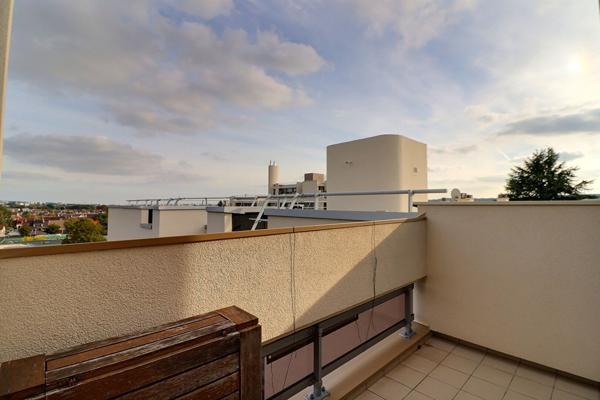 Appartement Saint Leu La Foret 3 pièce(s) 69 m2+ PLACE DE PARKING