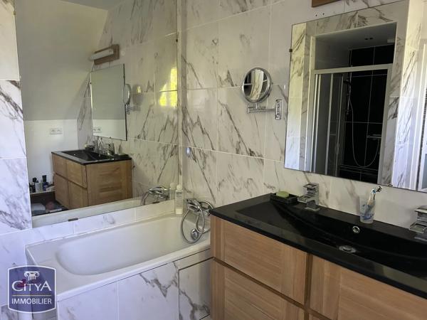Maison à vendre 7 pièces 209m² Romorantin-Lanthenay (41200)