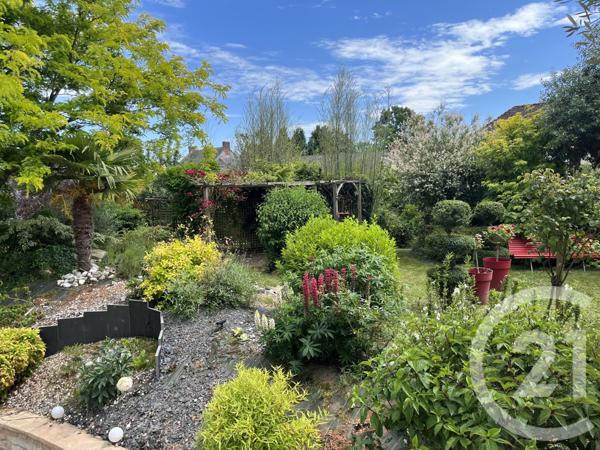 Maison à vendre  8 pièces - 362 m2 MONTSURS ST CENERE - 53